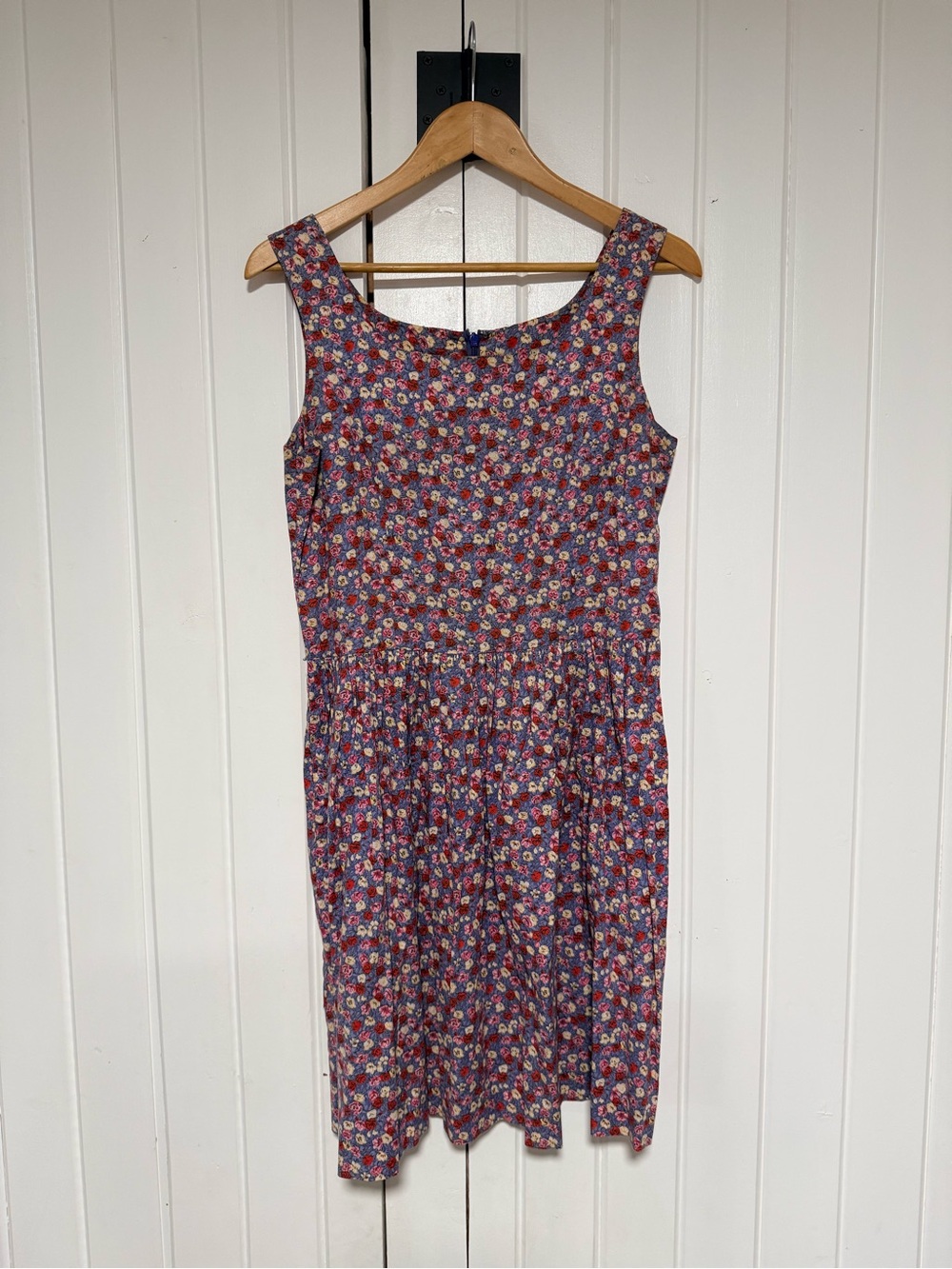 Vintage Banana Republic Floral Sleeveless Summer Dress in Purple